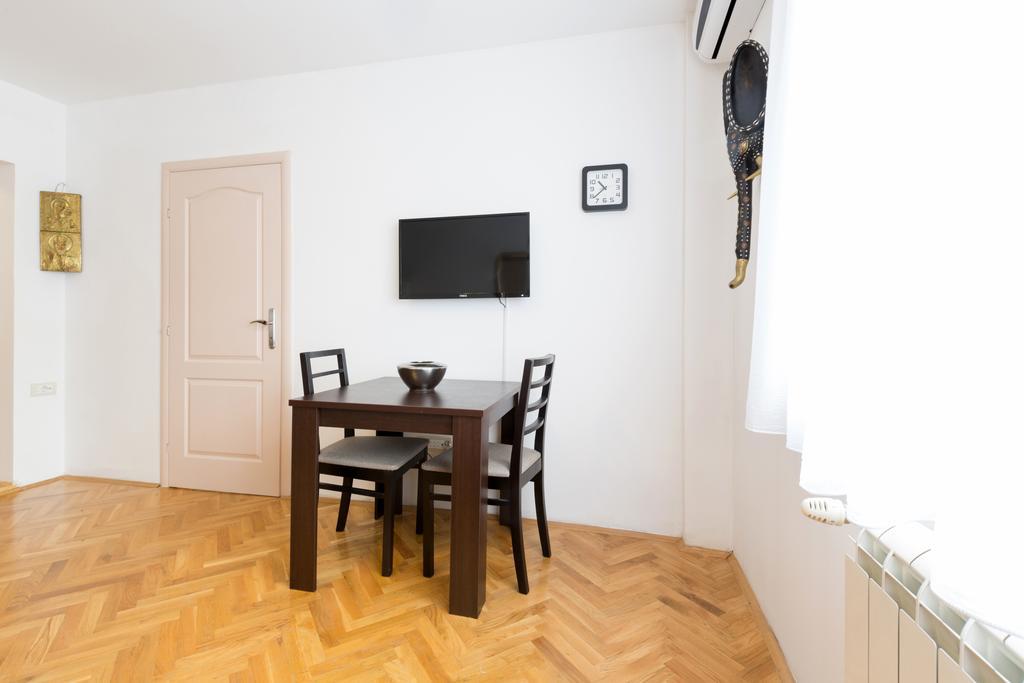 Dolce Vita Luxury Suites Belgrád Kültér fotó