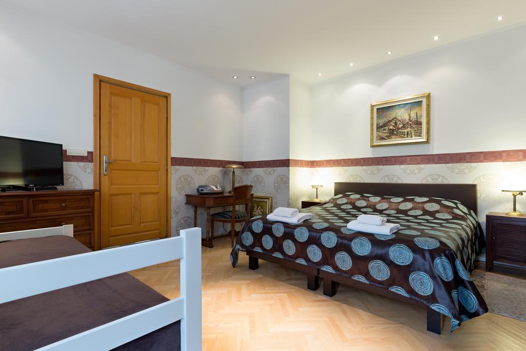 Dolce Vita Luxury Suites Belgrád Kültér fotó